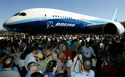 La aerolínea japonesa ANA recibe el primer avión Boeing 787 