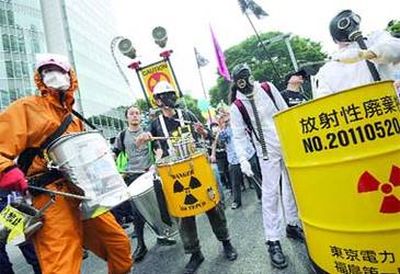 Mareas humanas protestan en Japón contra la energía nuclear