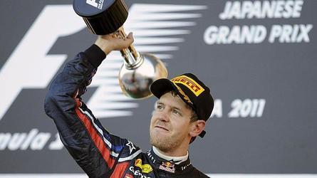 Vettel se corona en Japón